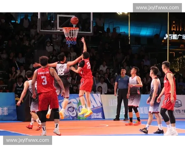 激情对决绿茵场 足球赛场上的智慧与力量碰撞全面解析